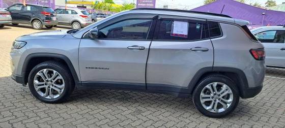 JEEP COMPASS 1.3 T270 TURBO FLEX LONGITUDE AT6